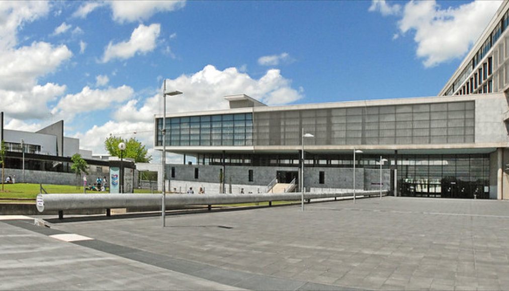 Université de Cergy-Pontoise / ©Flikr/Jean-Pierre Dalbéra