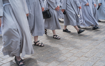 Moniales : cloîtrées, mais libres / IStock